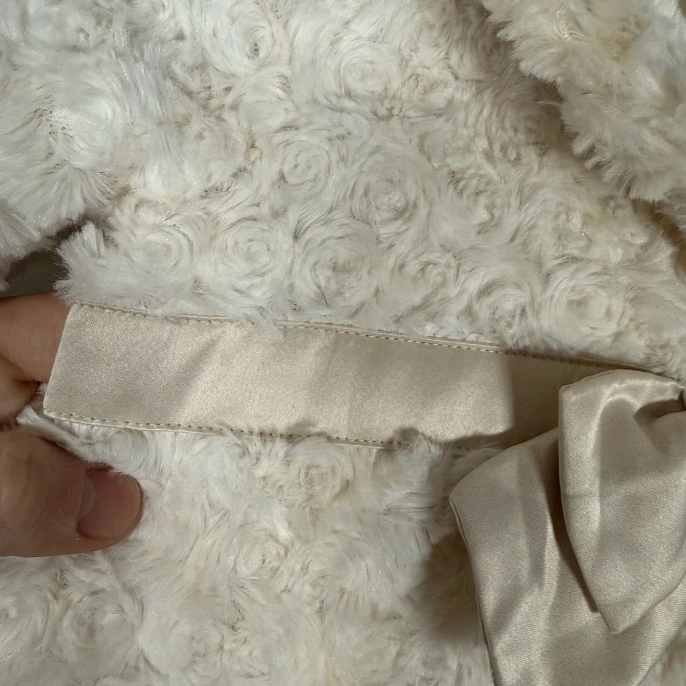 Janie & Jack Faux Fur Coat Girls‎ 12-18 Months Ivory Bow
